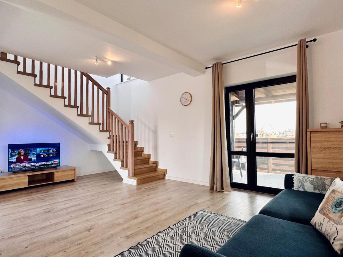 Express Estates Apartment Lisaura Ngoại thất bức ảnh
